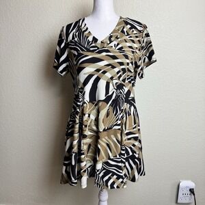 Attitudes by Renee Women's Top Size XS Short Sleeve‎ High-Low Stretch Pockets